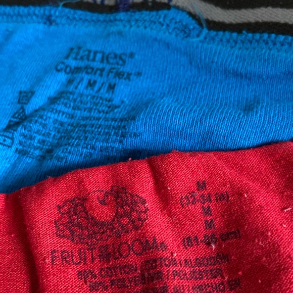 3 NWOT Hanes men’s underwear and 1 Fruit of the loom all new & M size - Picture 1 of 4